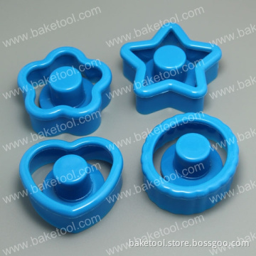 Plastic 4pcs Funny Cake Fondant Stamps for Cake Decoration